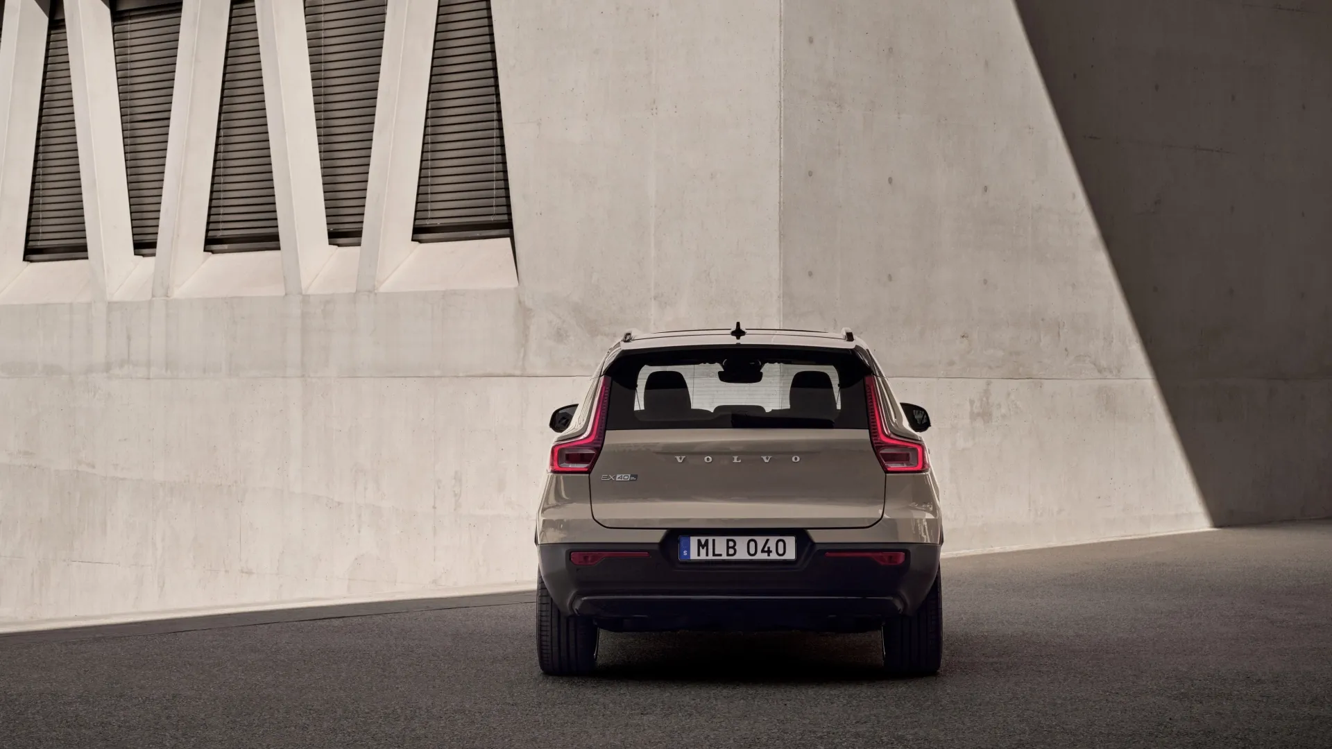 imgi 49 ex40 electric gallery 3 16x9 2