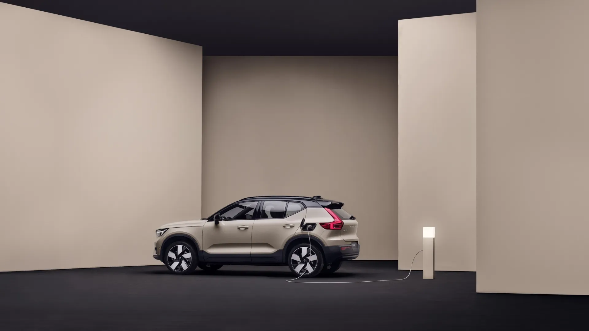 imgi 51 ex40 electric gallery 5 16x9 2