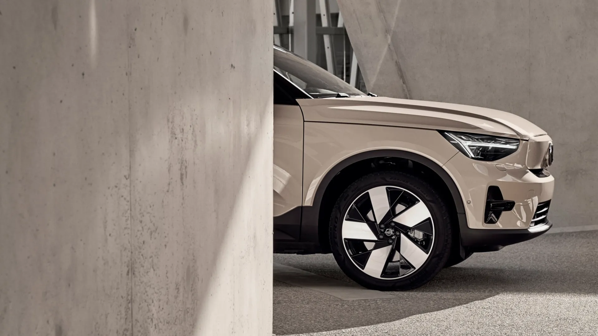 imgi 54 ex40 electric gallery 2 16x9 2